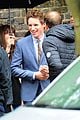 eddie redmayne rain photoshoot fantastic beasts 03