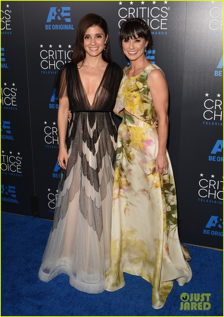 Anna Faris, Ben McKenzie & More Get All Dressed Up for Critics' Choice(02)