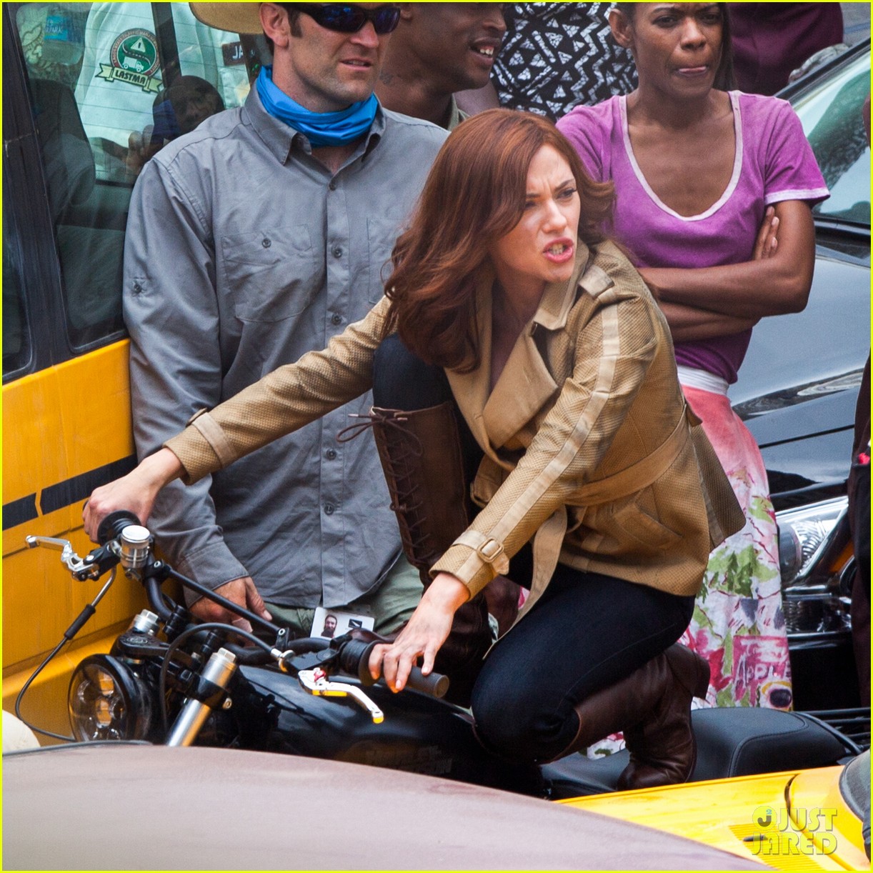 Scarlett Johansson on 'Captain America Civil War' Set First Photos