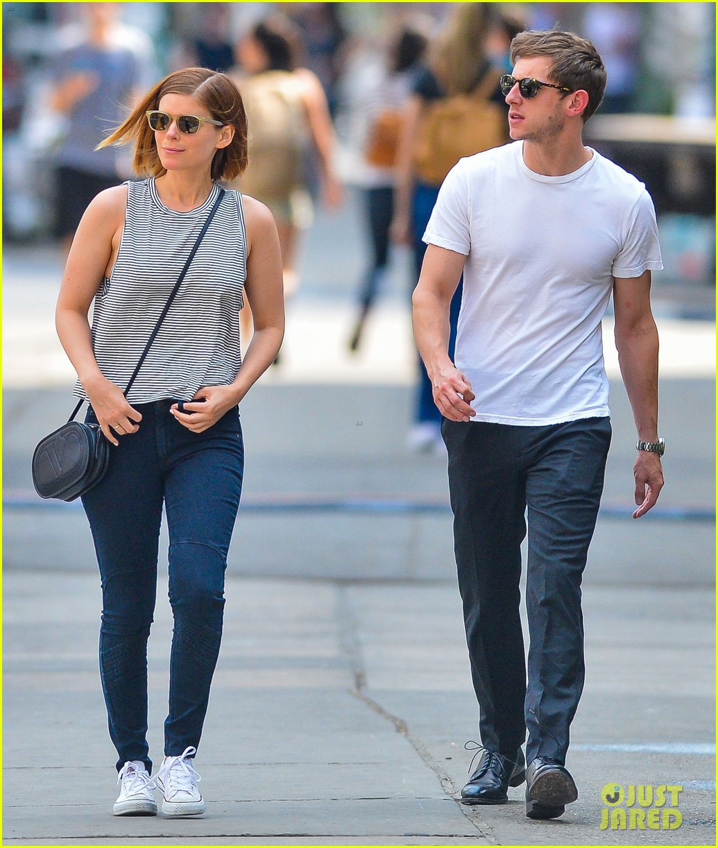 Kate Mara & Jamie Bell Spend Time Together in the Big Apple Photo