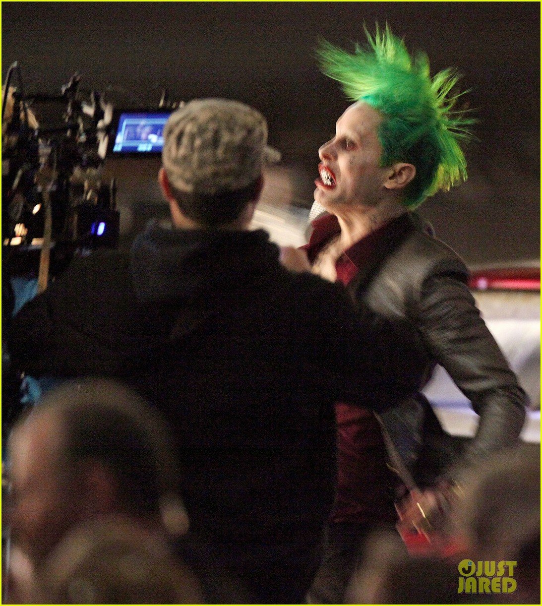 jared leto fights kisses margot robbie in suicide squad 133372362
