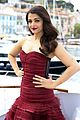 aishwarya rai cannes jazbaa photo call 09