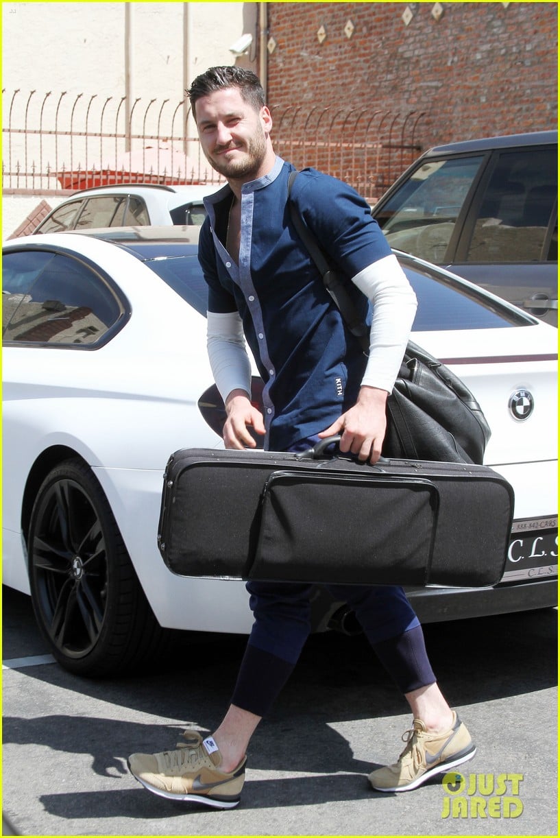 Rumer Willis Wants To ReDo Her 'Twin' Photo With Mom Demi Moore