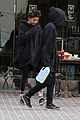 jaden smith brings his own water jug to lunch with willow 04