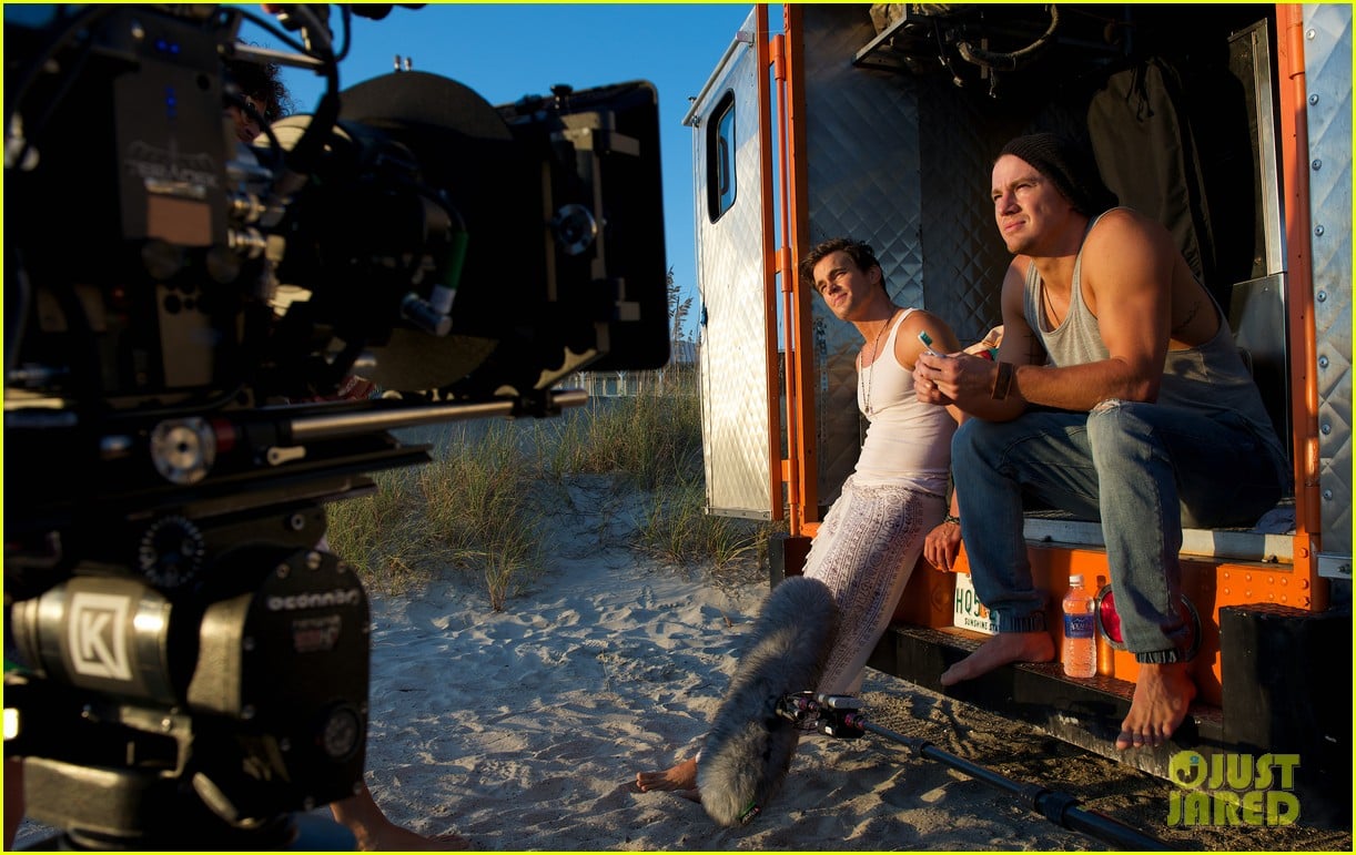 Matt Bomer Sings ‘Heaven’ in ‘Magic Mike XXL’ - Watch Video!: Photo