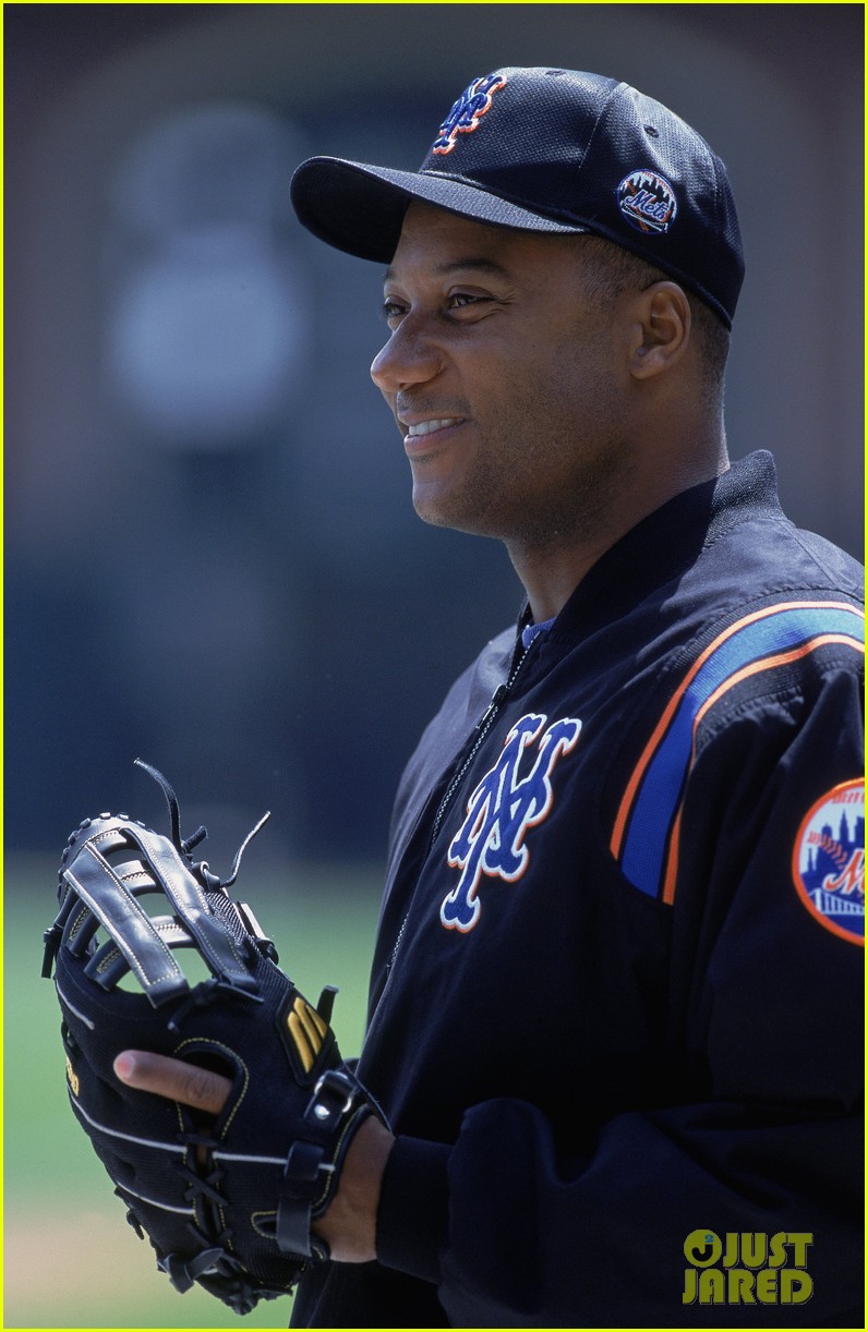 Darryl Hamilton Dead ExMLB Player Killed in MurderSuicide Photo
