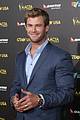 chris hemsworth joins ghostbusters as receptionist 19