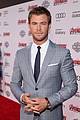 chris hemsworth joins ghostbusters as receptionist 31