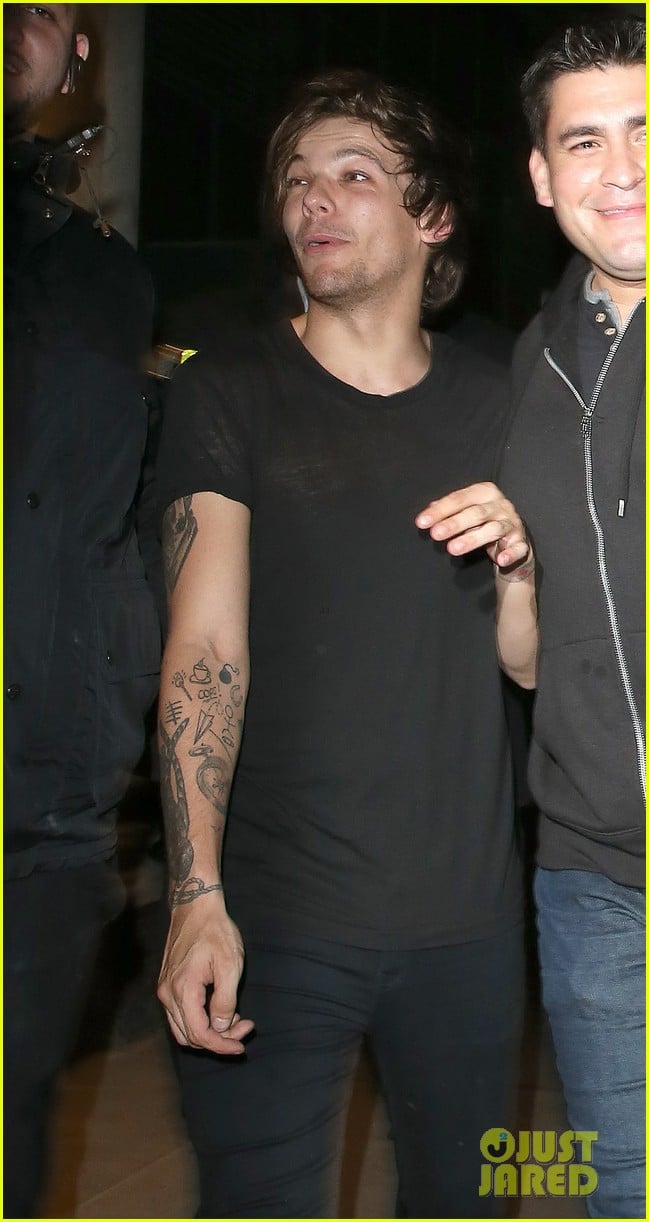 One Direction's Louis Tomlinson Smells Like Fast Food Photo 3401911