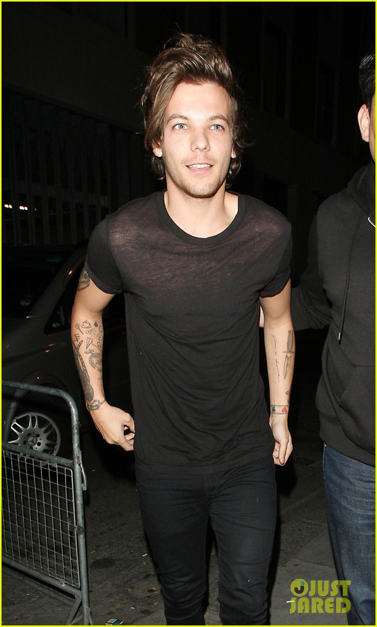 One Direction's Louis Tomlinson Smells Like Fast Food Photo 3401942
