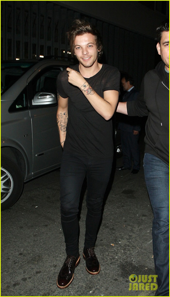 One Direction's Louis Tomlinson Smells Like Fast Food Photo 3401946
