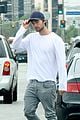 patrick schwarzenegger u2 concert mom errands 02