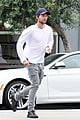 patrick schwarzenegger u2 concert mom errands 27