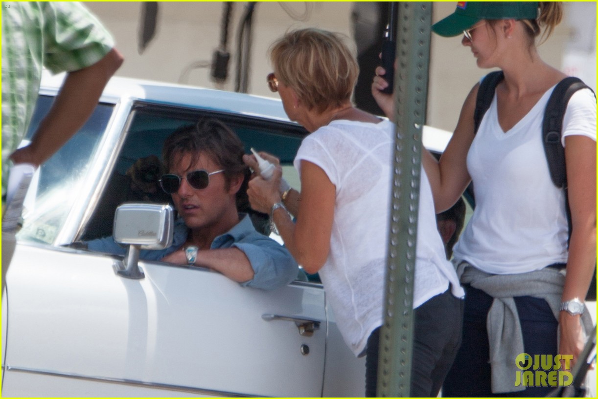 Tom Cruise Teams Up With Jayma Mays for 'Mena' Filming Photo 3388108