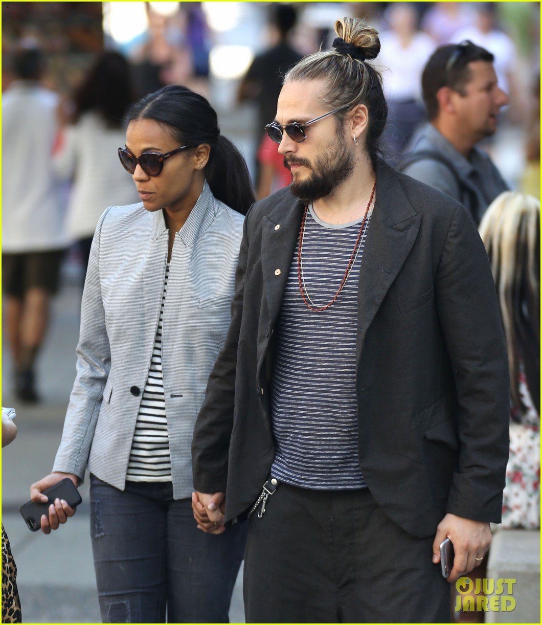 Zoe Saldana Shares Adorable Video of Her Twins Cuddling!: Photo 3403539