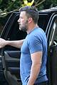 ben affleck is still wearing his wedding ring 02