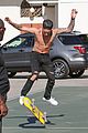 justin bieber shirtless skateboarding 06