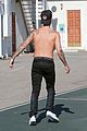 justin bieber shirtless skateboarding 07