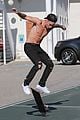 justin bieber shirtless skateboarding 20