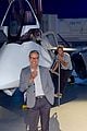liam hemsworth photobombs jeff goldblum first facebook pic 01