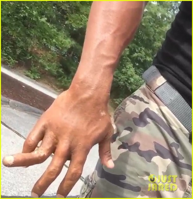 Dwayne 'The Rock' Johnson Fakes Finger Injury on Instagram Photo