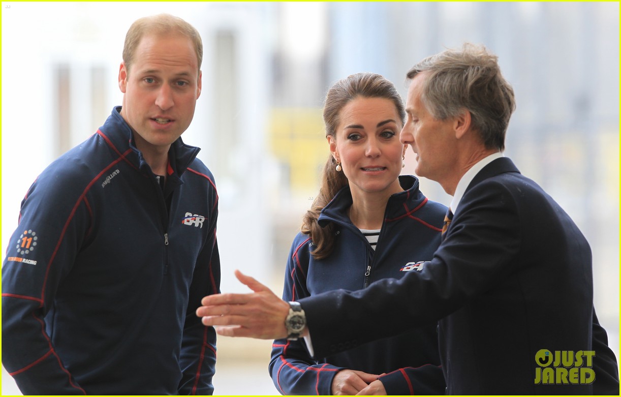 Kate Middleton & Prince William Get Caught in the Rain at America's Cup