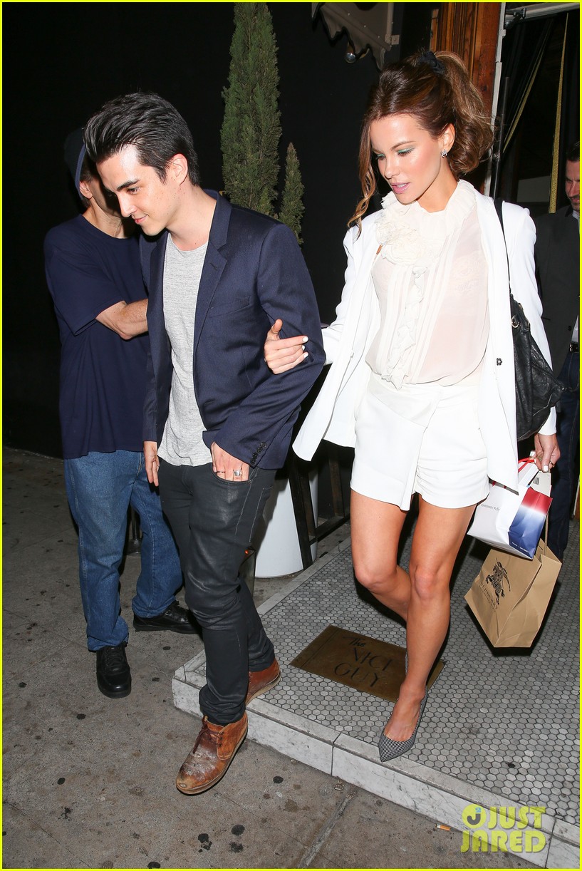 Kate Beckinsale's ‘Love & Friendship’ To Be Acquired By Amazon Photo