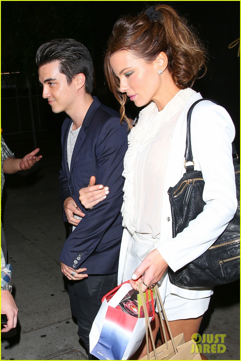 Kate Beckinsale's ‘Love & Friendship’ To Be Acquired By Amazon Photo