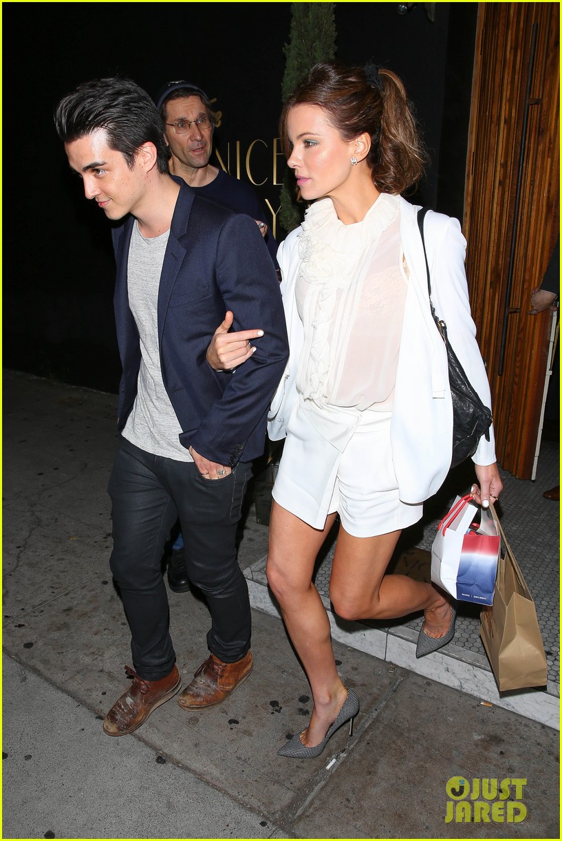 Kate Beckinsale's ‘Love & Friendship’ To Be Acquired By Amazon Photo