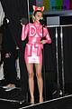 miley cyrus wears spandex do it dress in vmas press room 25