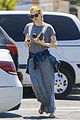 emma stone john legend joins la la land shopping 03