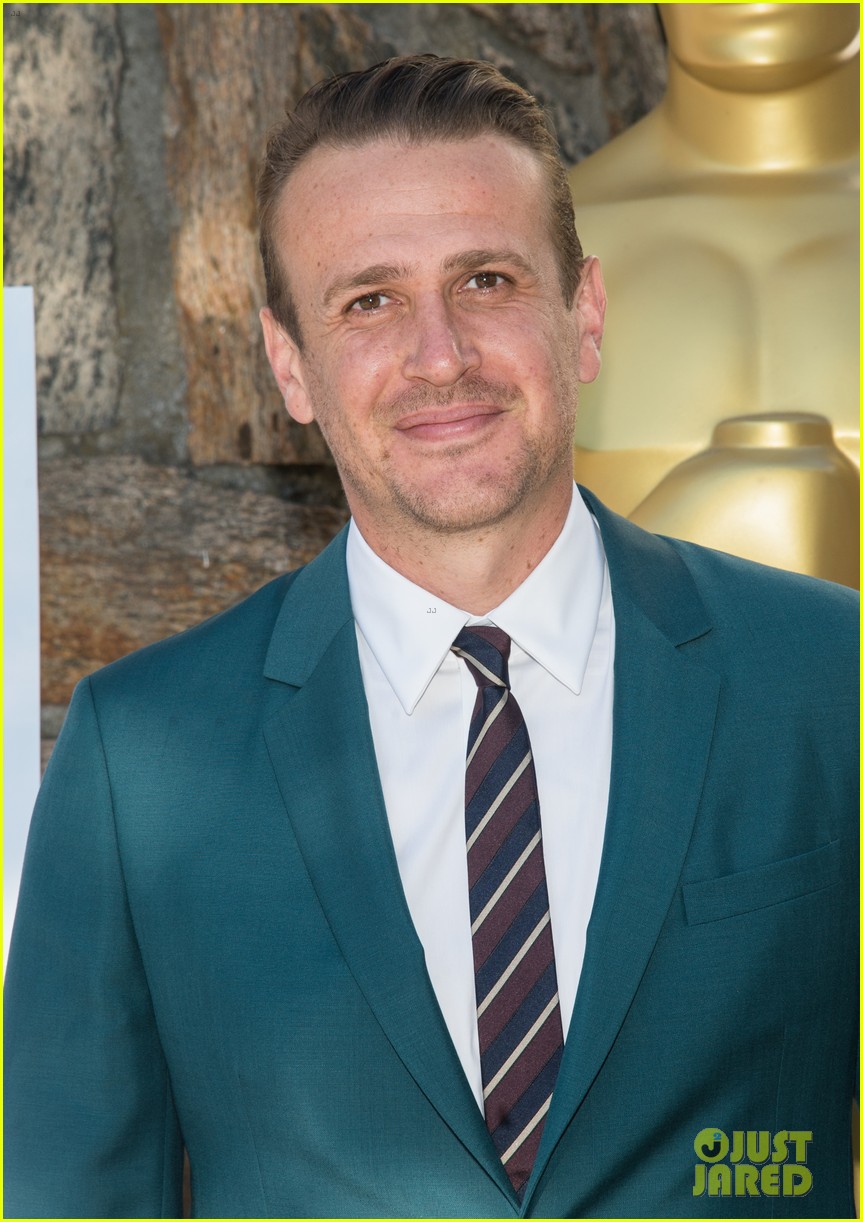 Photo jason segel jesse eisenberg superior intellect 01 Photo