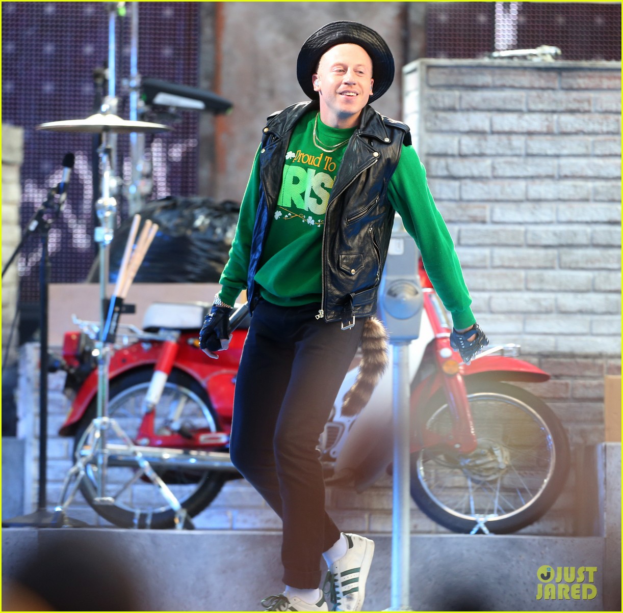 Macklemore & Ryan Lewis Bring New