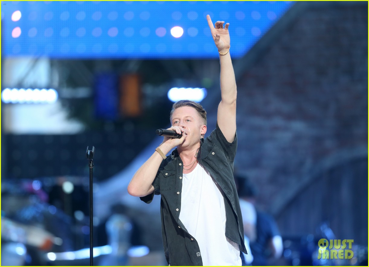 Macklemore & Ryan Lewis Bring New
