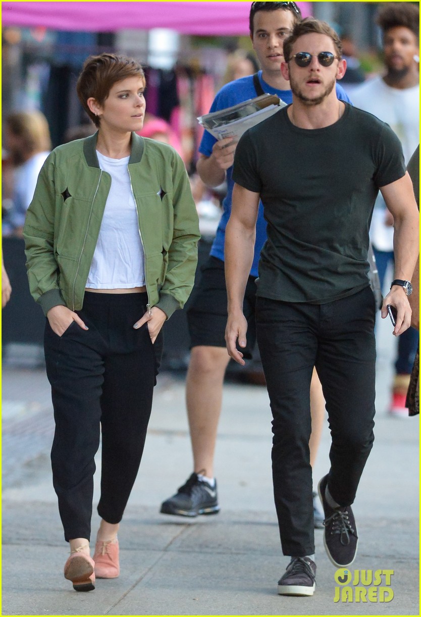 Kate Mara & Jamie Bell Continue 'Fantastic Four' Promo In New York City