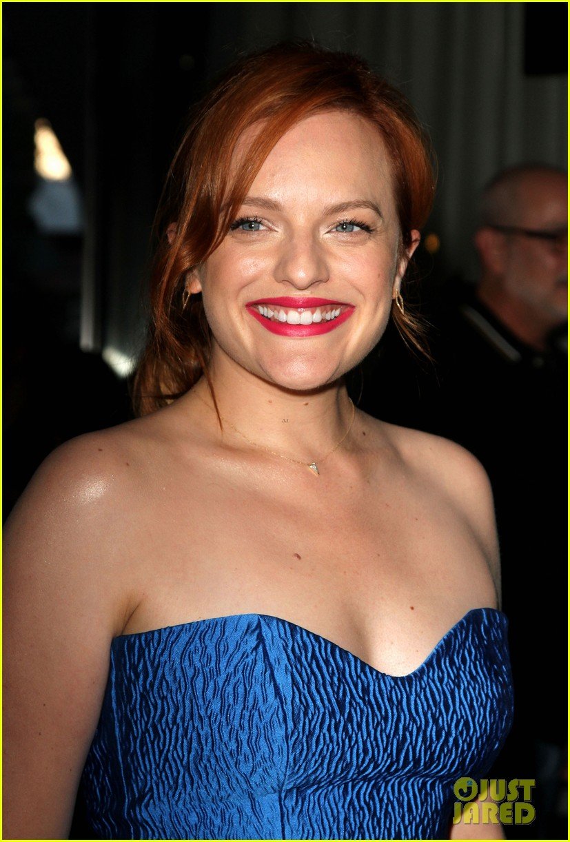 Elisabeth Moss Shines at 'Queen of Earth' Screening Photo 3445097