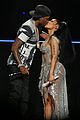 nicki minaj meek mill kiss on stage 05