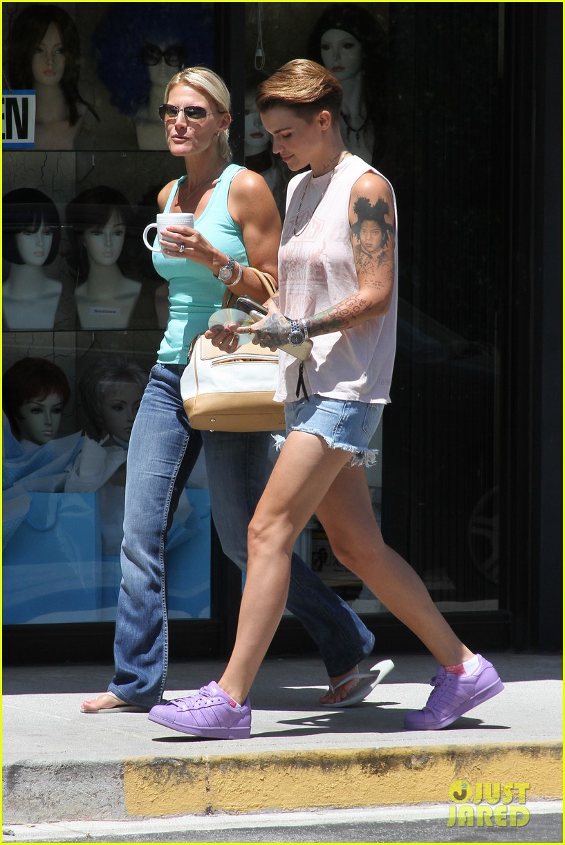 Ruby Rose Gave 'OITNB' CoStar Jackie Cruz an Unusual Birthday Gift