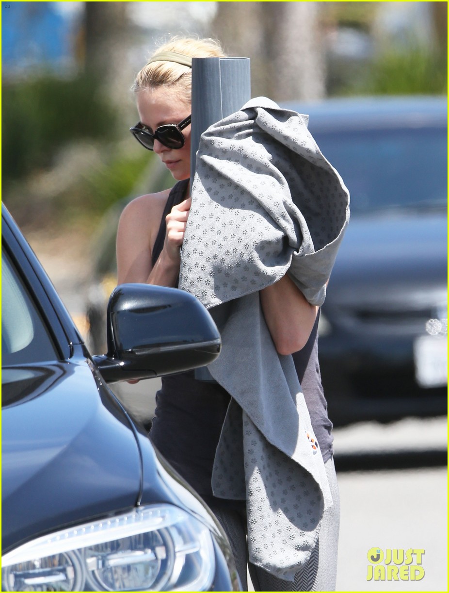Charlize Theron Hits Yoga Class After Adopting Baby Girl: Photo 3431352