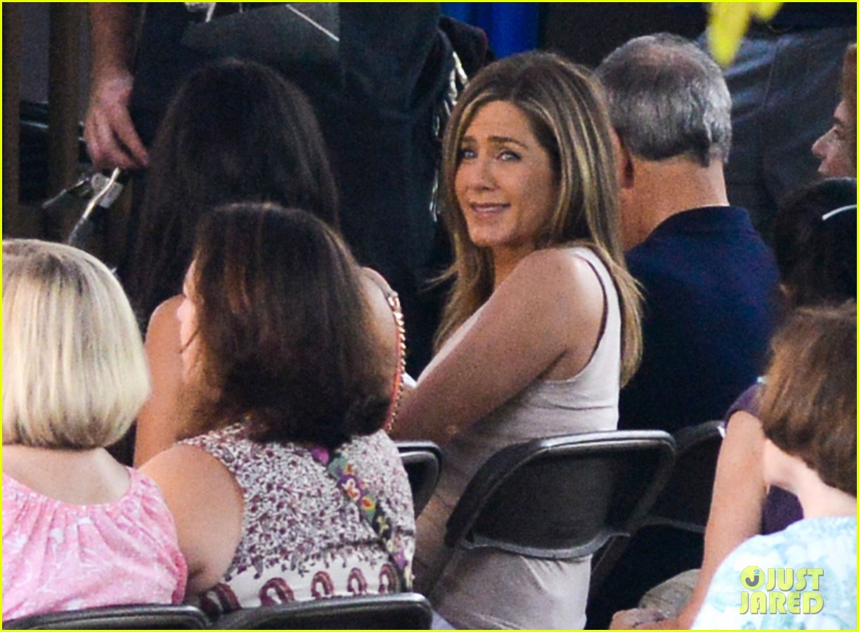 Jennifer Aniston Is Praised By Selena Gomez: 'My Idol': Photo 3457392
