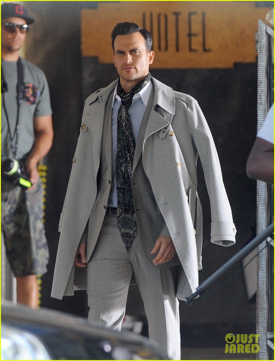 Matt Bomer Films ‘AHS: Hotel’ Scenes with Sarah Paulson: Photo 3451419