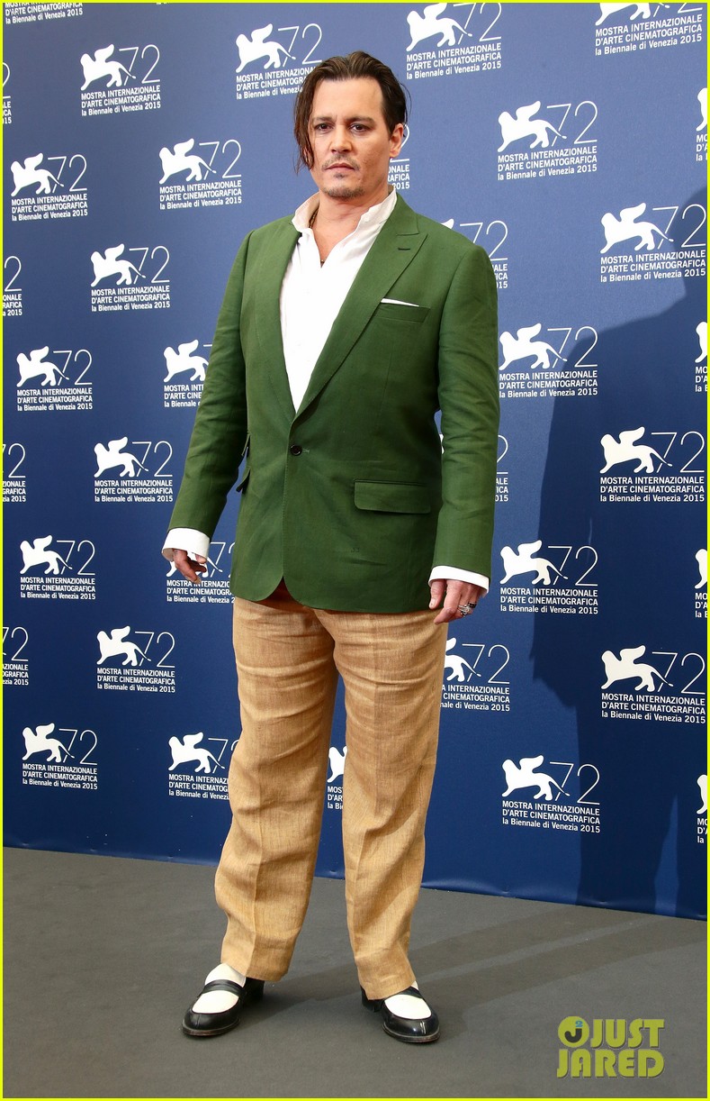 Photo: johnny depp dakota johnson hit venice film festival for black