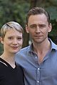 tom hiddleston gives mia wasikowska a cold welcome in crimson peak watch here 09