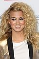 tori kelly kelsea ballerini singers people watch party 03