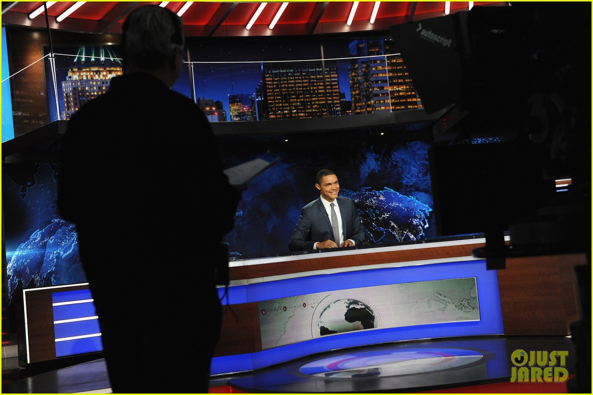Trevor Noah Makes 'Daily Show' Debut with Jon Stewart Tribute & Kevin
