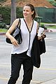 ben afflecks muscles are pumped up during grocery run with jennifer garner 06