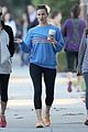 ben afflecks muscles are pumped up during grocery run with jennifer garner 25