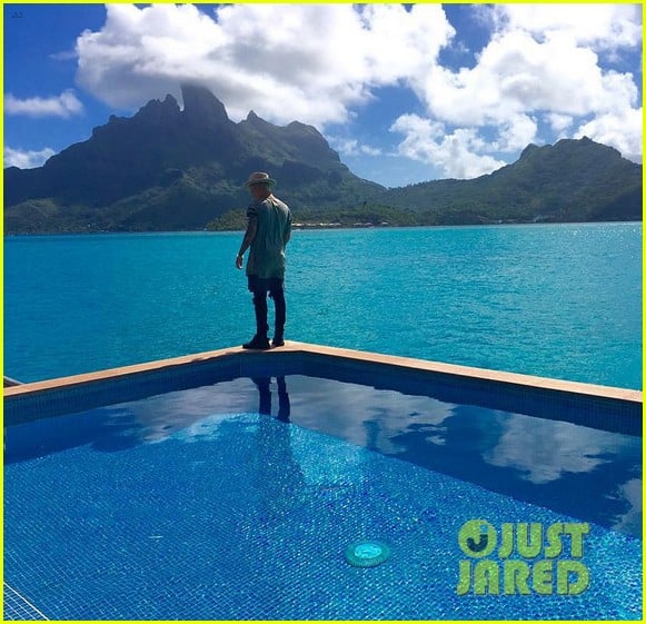 Justin Bieber Bares It All in Full Frontal Pool Photos in Bora Bora ...
