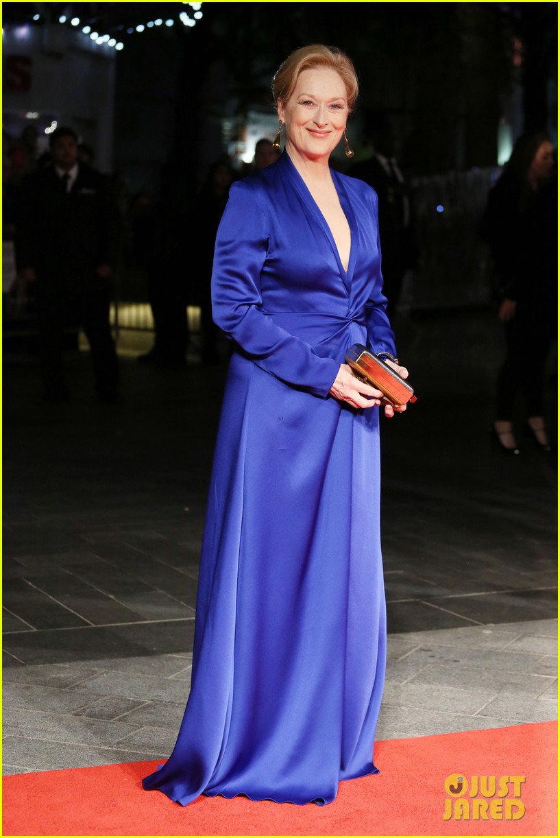 Carey Mulligan Shows Off PostBaby Body at 'Suffragette' Screening in