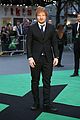 ed sheeran nathan sykes maisie williams jumpers goalposts concert 11